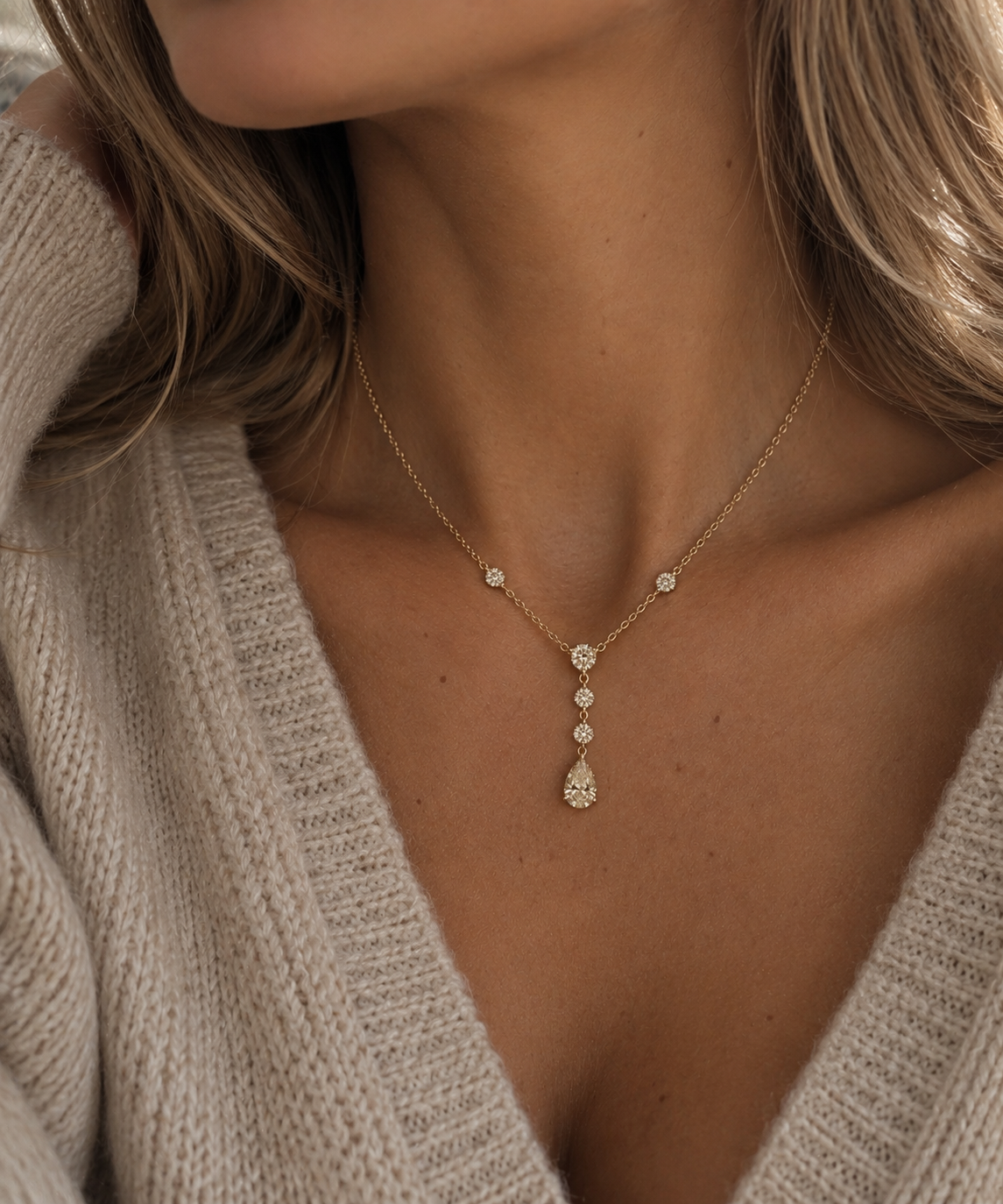 THE APÉRITIF COLLECTION: The Champagne drop necklace